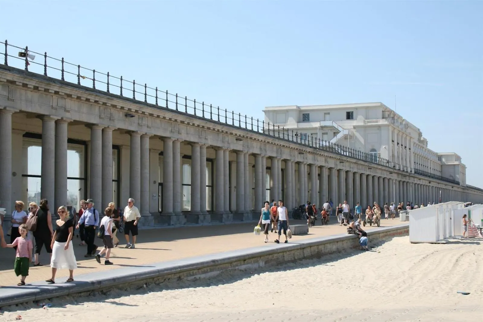 Ensor 1 - Centrum Oostende 아파트